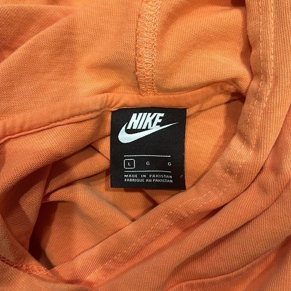 Nike hoodie size large women’s - Picture 6 of 7